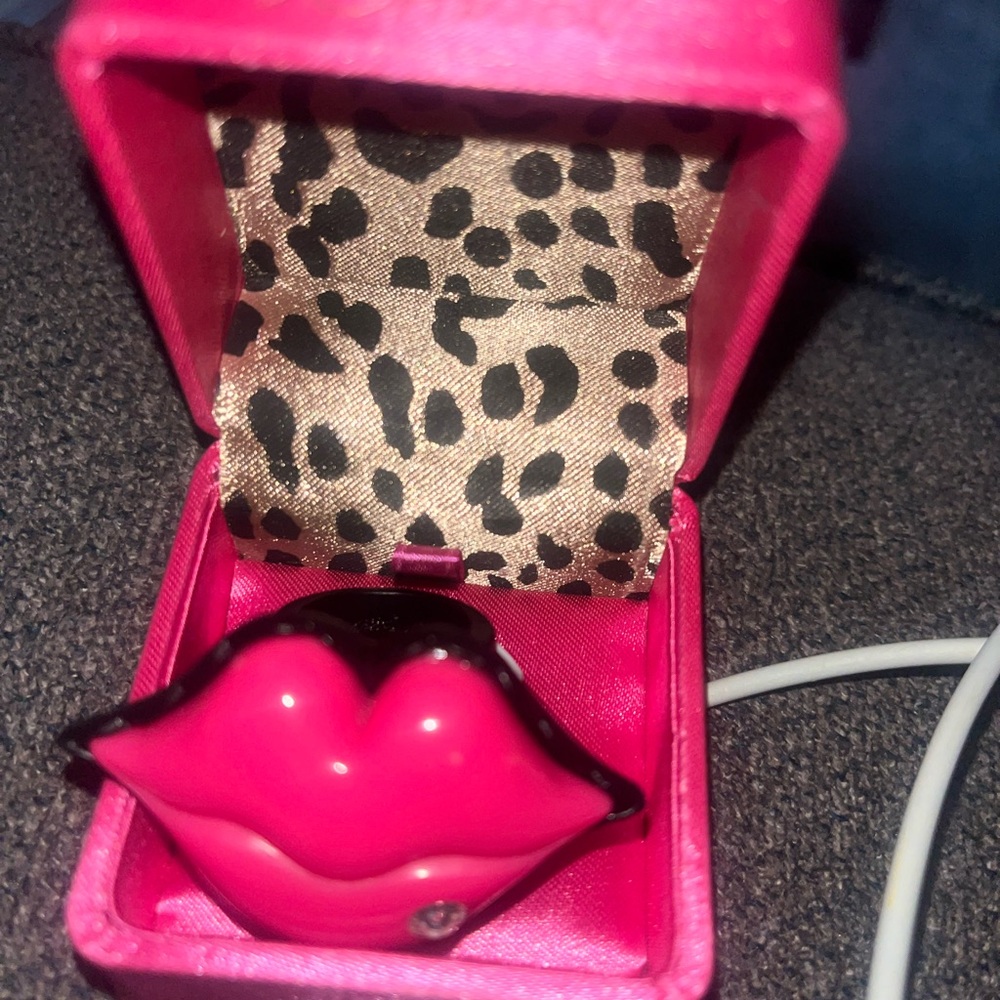 Betsey Johnson Hot Pink Lip Ring with Rhinestone Accent - Picture 2 of 4